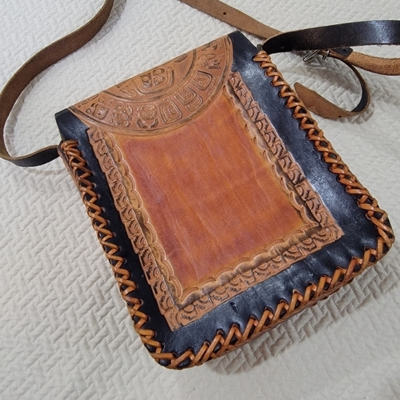 Handmade Tooled Leather Crossbody Satchel Bag Black Brown Made in Mexico - Picture 9 of 16